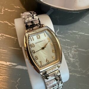 Isaac Mizrahi White and Pink Logo Display Card